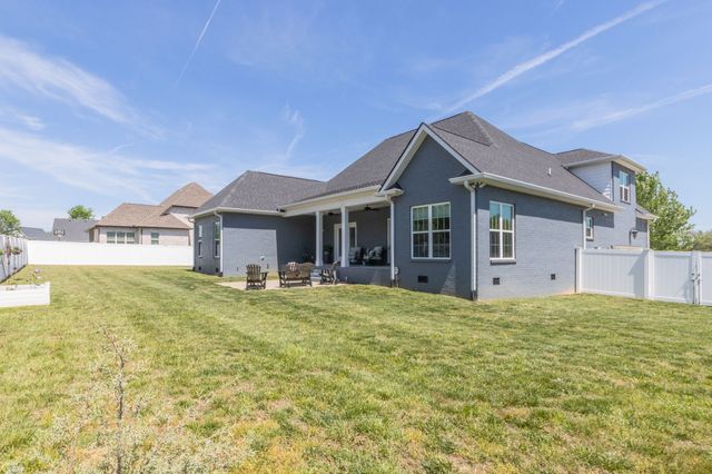 366 Lexington Cir, Manchester, TN 37355