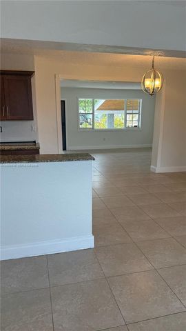 7672 Kismet Street, Miramar, FL 33023