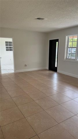 7672 Kismet Street, Miramar, FL 33023