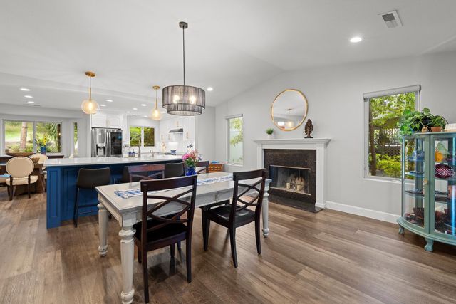 23563 Saint Andrews Ct, Auburn, CA 95602
