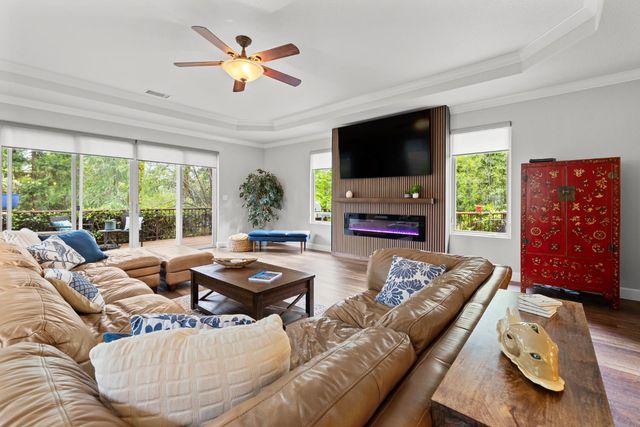 23563 Saint Andrews Ct, Auburn, CA 95602