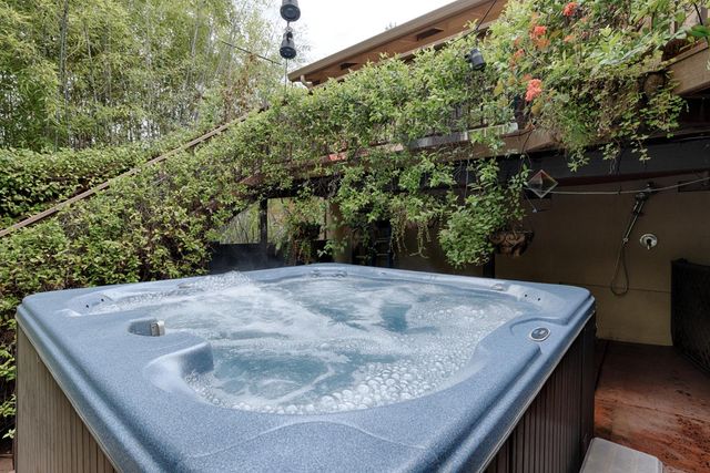 23563 Saint Andrews Ct, Auburn, CA 95602