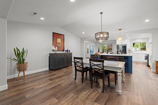 23563 Saint Andrews Ct, Auburn, CA 95602