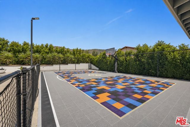 248 Snapdragon Lane, Glendora, CA 91741