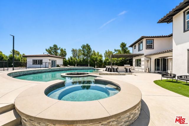 248 Snapdragon Lane, Glendora, CA 91741
