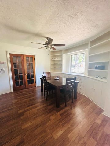 317 Harbert Street, Columbus, TX 78934