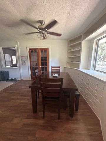 317 Harbert Street, Columbus, TX 78934
