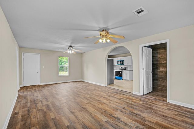 10300 County Road 321, Sweeny, TX 77480