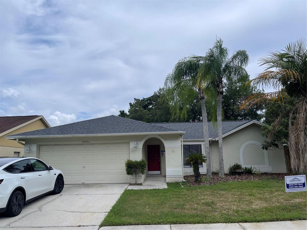 11903 STEPPINGSTONE BOULEVARD, Tampa, FL 33635