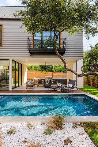 2308 Hartford RD, Austin, TX 78703