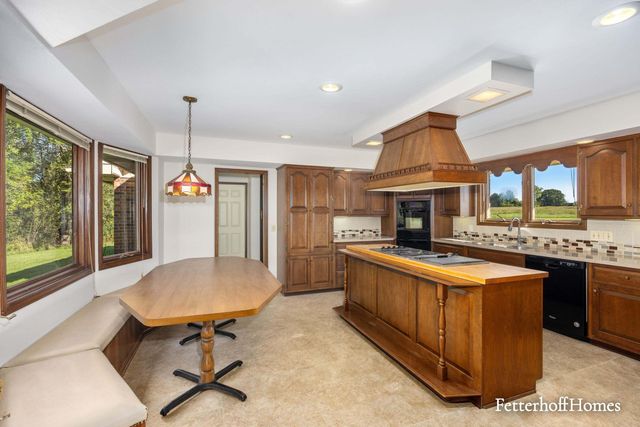 5474 Garfield Street, Polkton Twp, MI 49404
