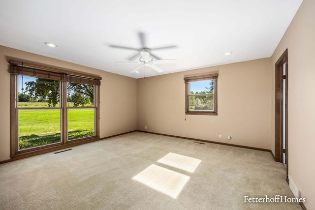 5474 Garfield Street, Polkton Twp, MI 49404