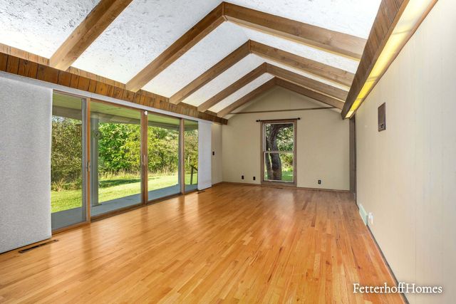 5474 Garfield Street, Polkton Twp, MI 49404