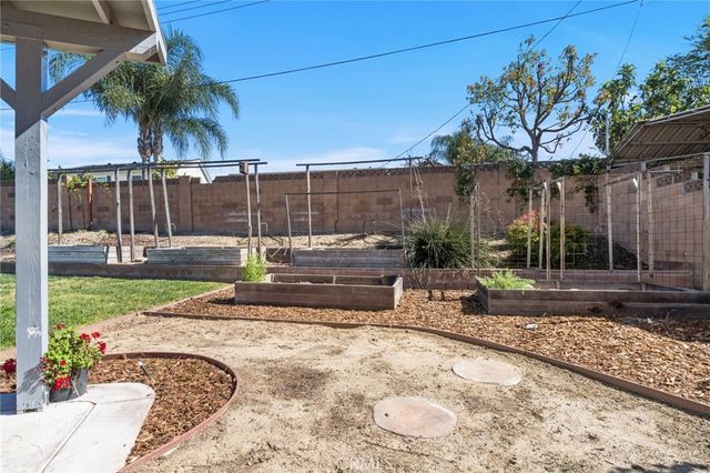 2165 Malcolm Street, Simi Valley, CA 93065