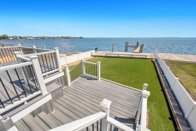 15 E Shore Drive, Babylon, NY 11702