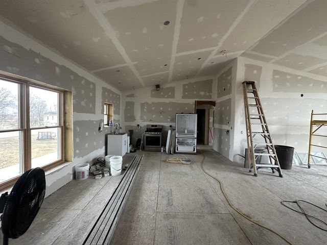 1075 HWY 78, Mount Horeb, WI 53572