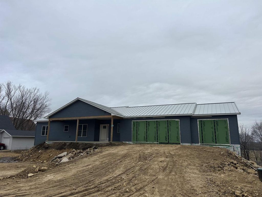 1075 HWY 78, Mount Horeb, WI 53572