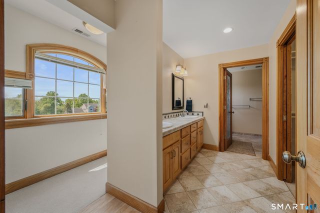 50 Emerald Glen Lane, Salem, CT 06420