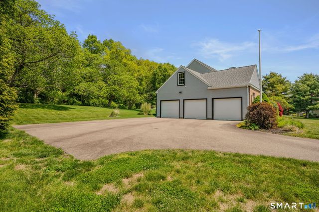 50 Emerald Glen Lane, Salem, CT 06420