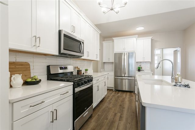 243 Bretlyn Circle, Brighton, NY 14618