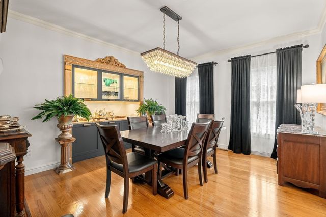 10 Holly Lane, Beverly, MA 01915