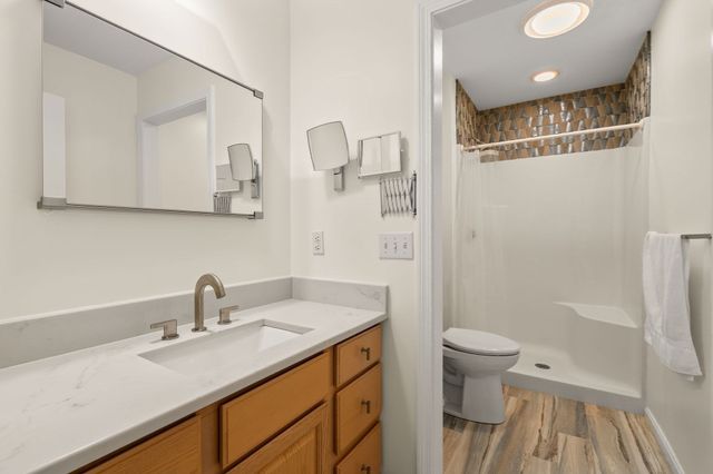 10 Holly Lane, Beverly, MA 01915