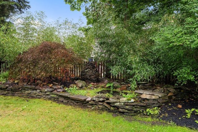 10 Holly Lane, Beverly, MA 01915