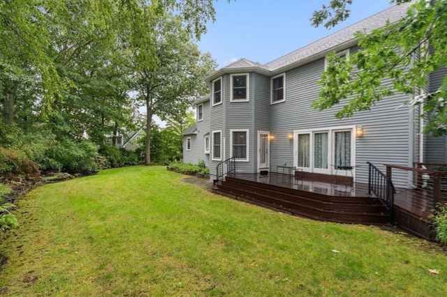 10 Holly Lane, Beverly, MA 01915