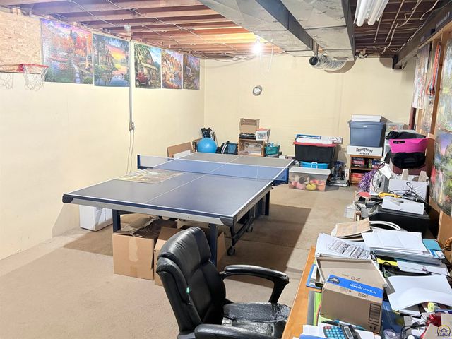 1984 Road D, Emporia, KS 66801