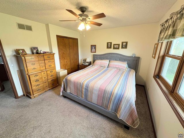1984 Road D, Emporia, KS 66801