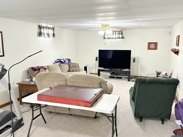 1984 Road D, Emporia, KS 66801