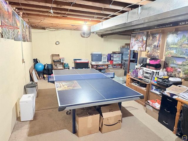 1984 Road D, Emporia, KS 66801