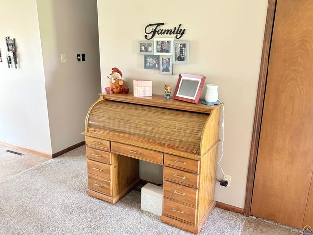 1984 Road D, Emporia, KS 66801