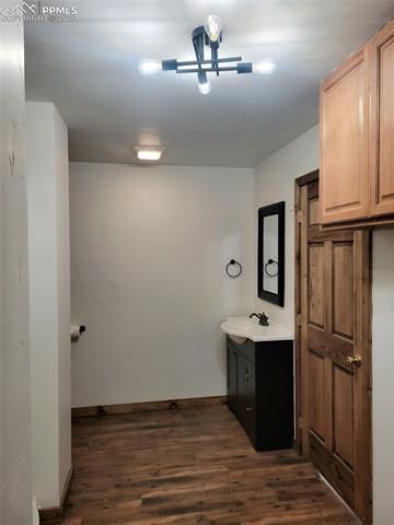 940 Puma Hills Road, Lake George, CO 80827