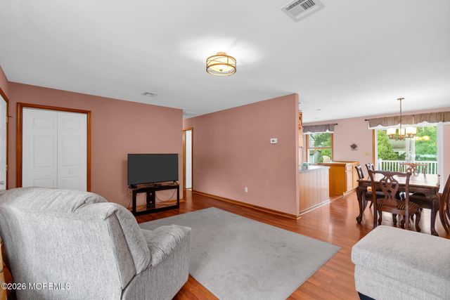 111 Bay Way, Lanoka Harbor, NJ 08734