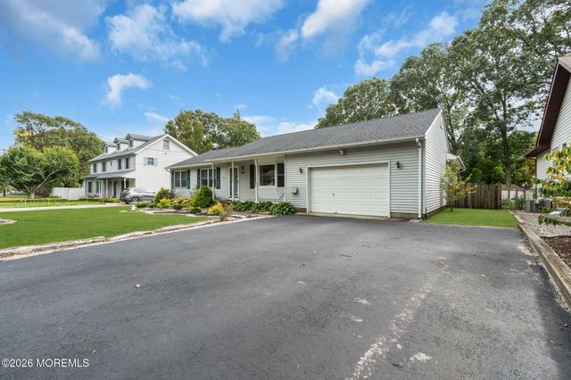 111 Bay Way, Lanoka Harbor, NJ 08734