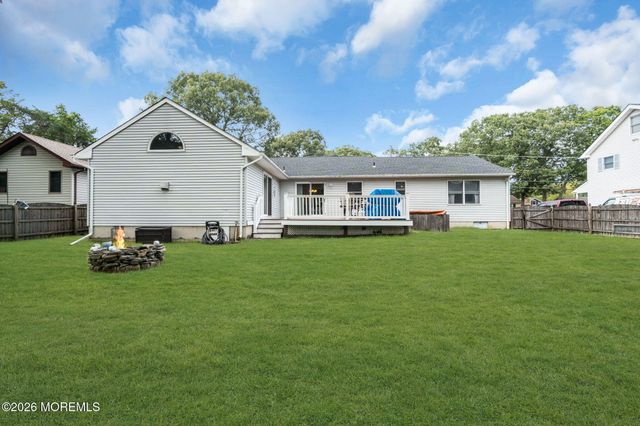 111 Bay Way, Lanoka Harbor, NJ 08734