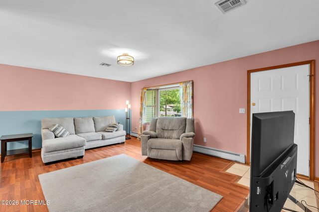 111 Bay Way, Lanoka Harbor, NJ 08734