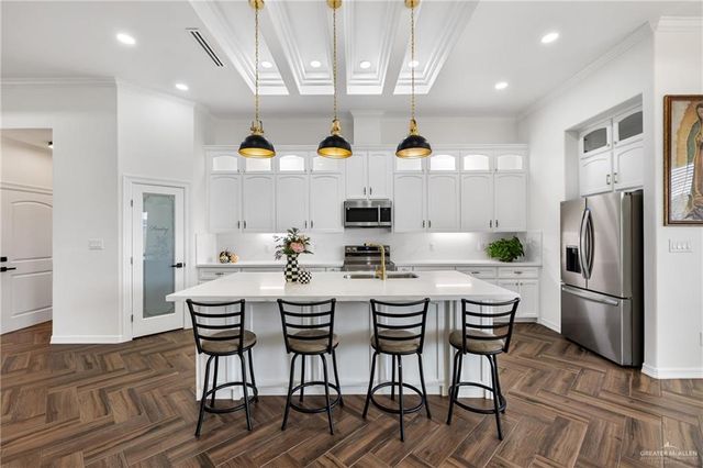 9118 N 25th Lane, Mcallen, TX 78504