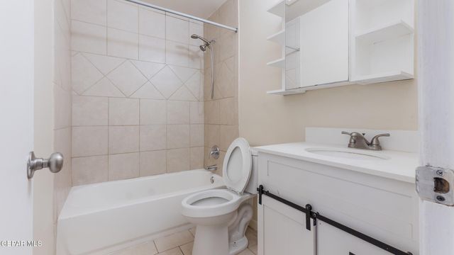 513 GILMORE Way, El Paso, TX 79907