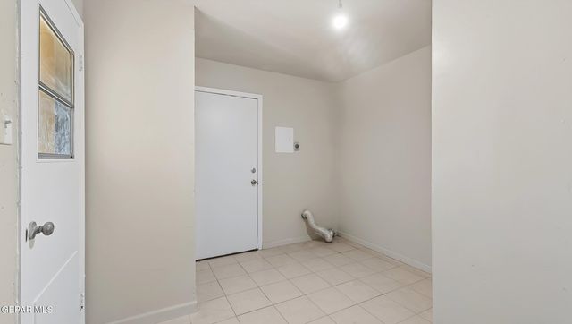 513 GILMORE Way, El Paso, TX 79907