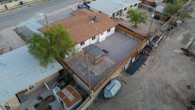 513 GILMORE Way, El Paso, TX 79907