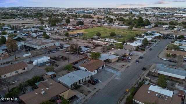 513 GILMORE Way, El Paso, TX 79907