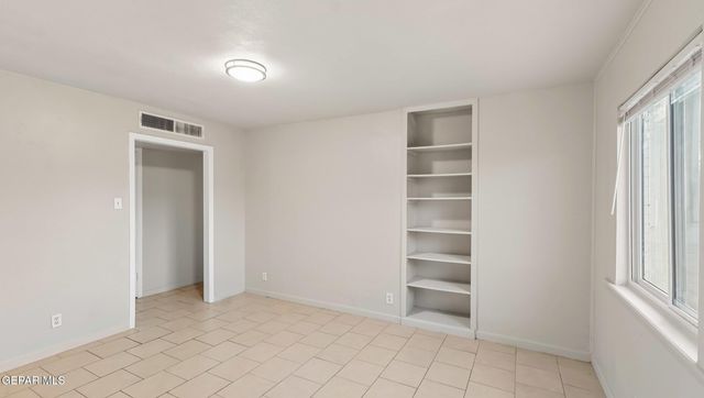513 GILMORE Way, El Paso, TX 79907