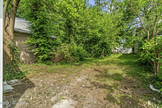 1525 Hale Ave, Louisville, KY 40210