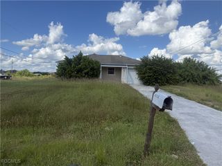 4118 33rd ST SW, Lehigh Acres, FL 33976