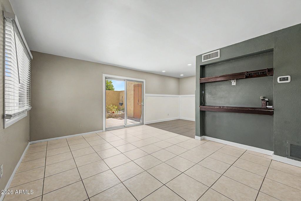 948 S Alma School Road 128, Mesa, AZ 85210 — photo 2