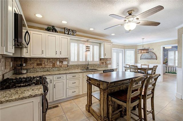 2978 Edenberry Lane NW, Kennesaw, GA 30152