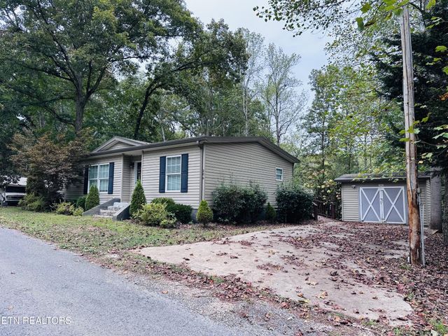 206 Randall Fugate Rd, Spring City, TN 37381