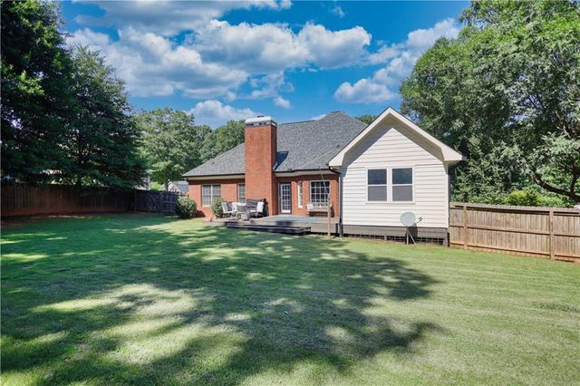 232 Lake Vista Way, Athens, GA 30607